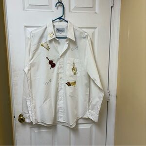 Emily Designs Cream‎ Button-Up Shirt